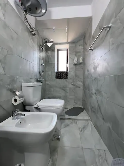 Luna'S Apartment Shkoder